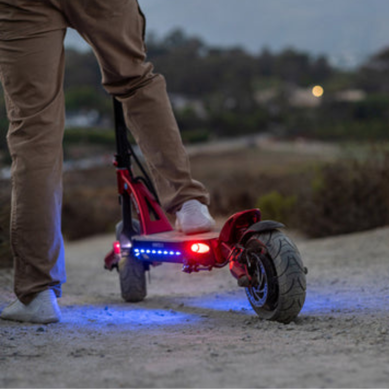 Kaabo Mantis 10 Plus Lifestyle Lights
