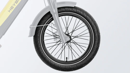 <strong>20"x3" Fat Tires</strong>