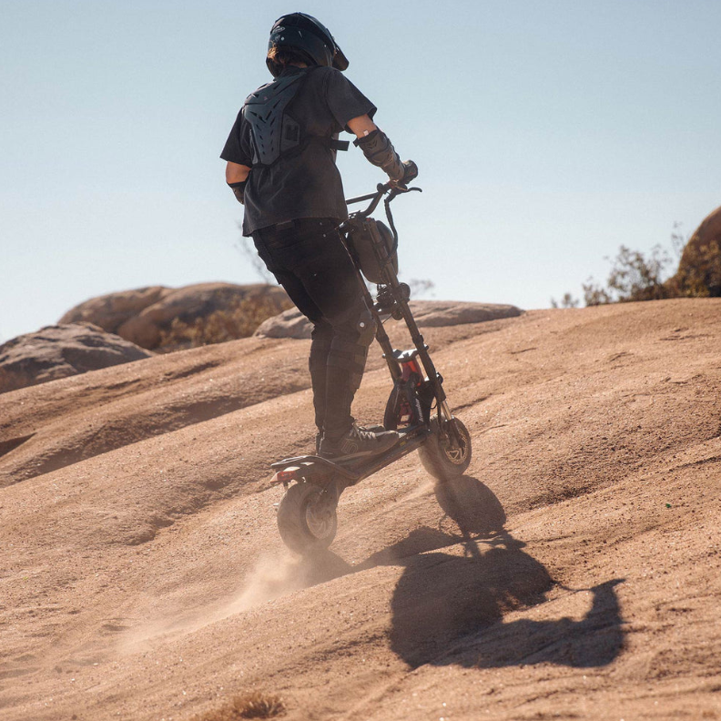 Kaabo Wolf Warrior 11 Plus Off-Road Climb