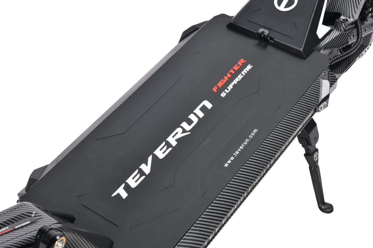 Teverun Fighter Supreme 7260R powerful electric scooter with dual motors and hydraulic suspension