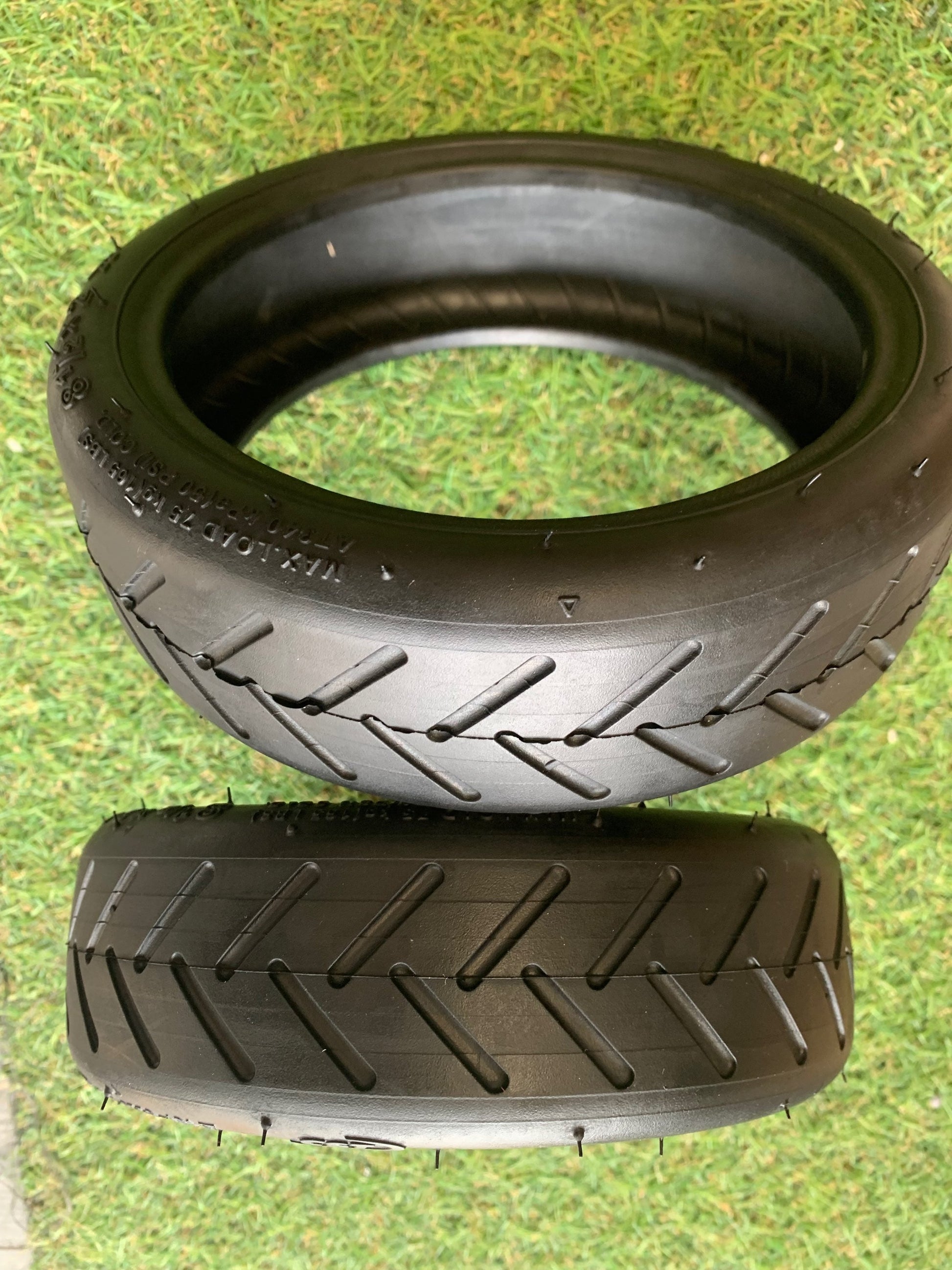 Scooter Tire (Pneumatic) - Durable and Versatile Options