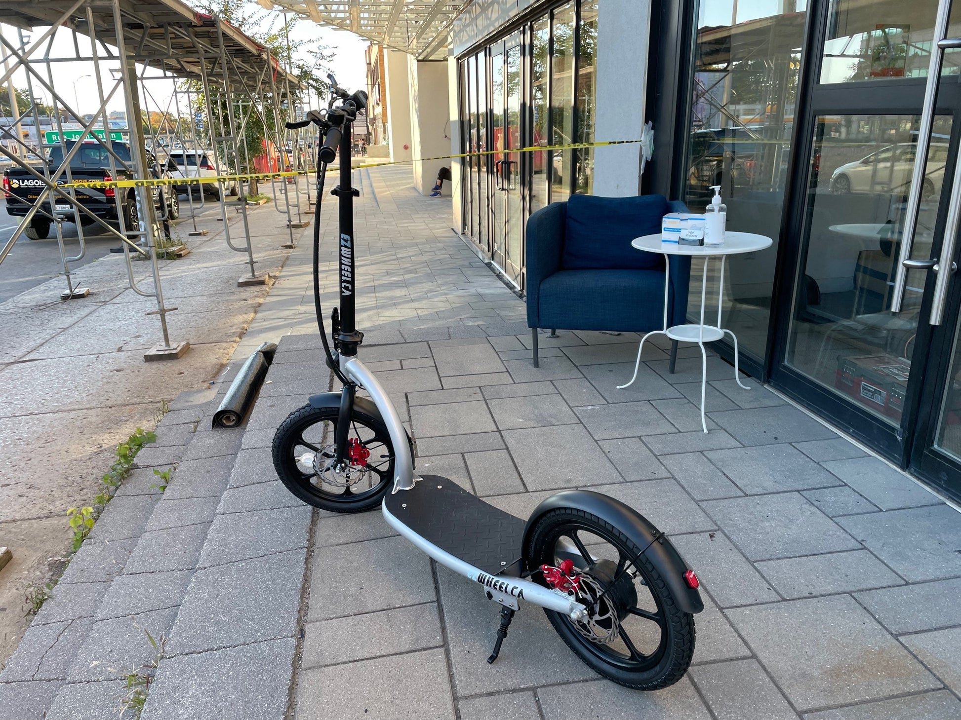 EZWheel City Electric Scooter with 16-inch Tires