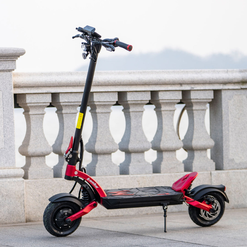 Kaabo Mantis X Plus Red Lifestyle City Left Side